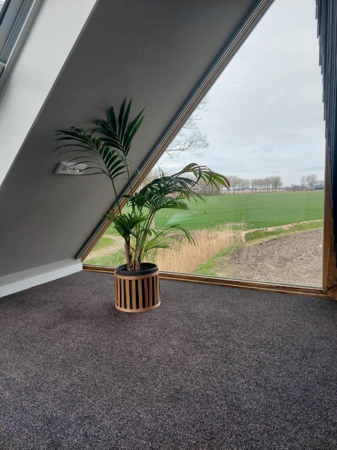 Gastenverblijf lânlibben Lioessens Buitenkant foto